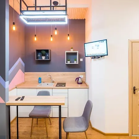 Loft Apartment *